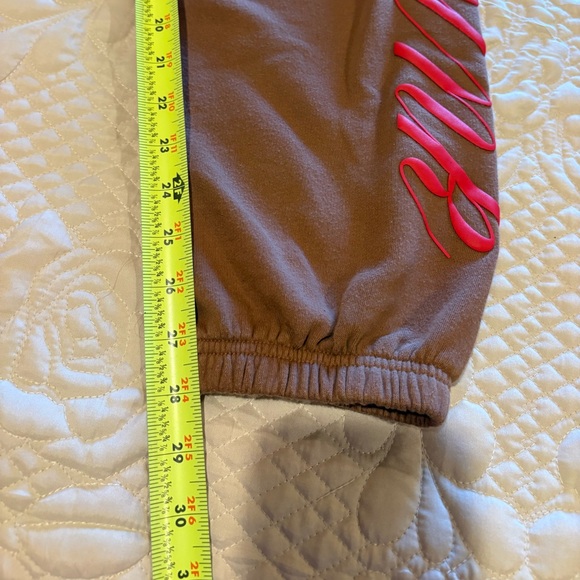 PINK Caramel Kiss Joggers High Rise Sweatpants Red Script Logo Brown women’s L - Picture 11 of 11